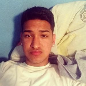 Meet your Posher, Roberto